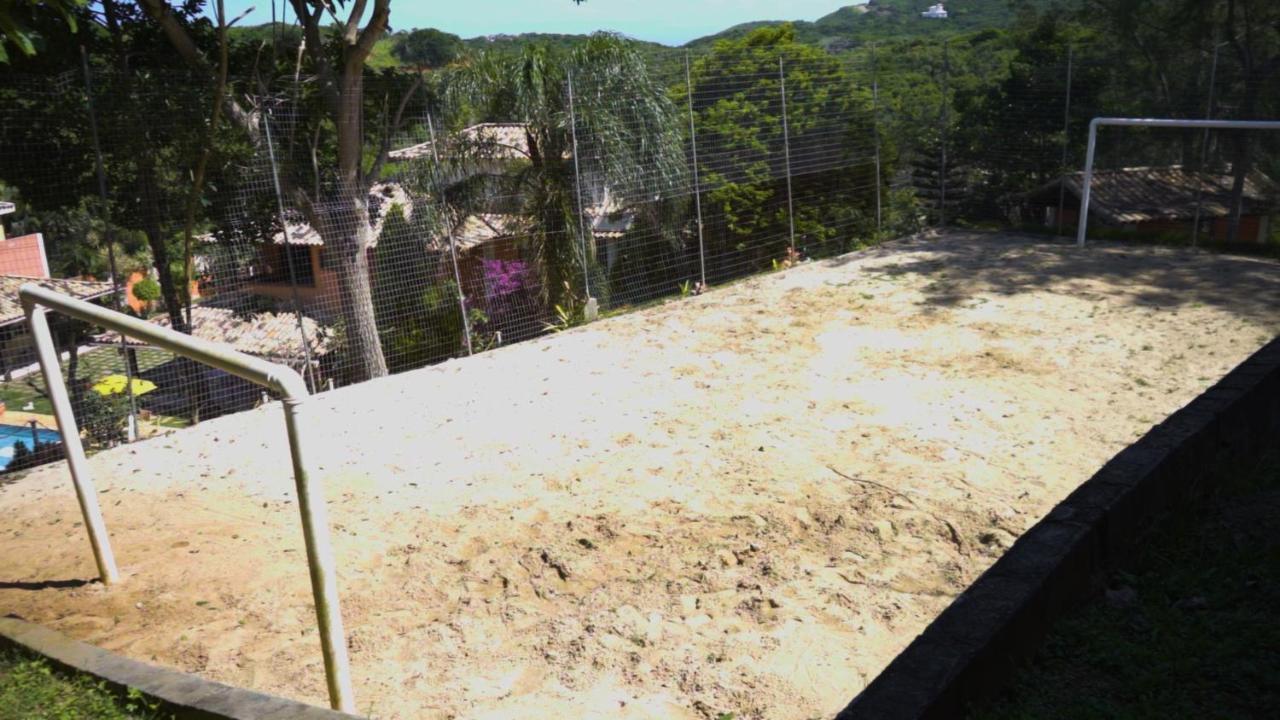 Belíssima Casa com extensa área externa - piscina, sauna, churrasqueira e campo de futebol - com 5 suítes e a 500 metros da Rua das Pedras Búzios Exterior foto