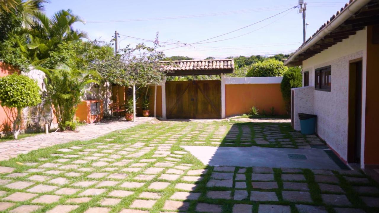 Belíssima Casa com extensa área externa - piscina, sauna, churrasqueira e campo de futebol - com 5 suítes e a 500 metros da Rua das Pedras Búzios Exterior foto